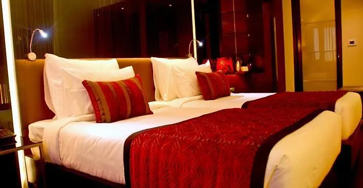 The Gaur Hotel Chandigarh 3*,  India